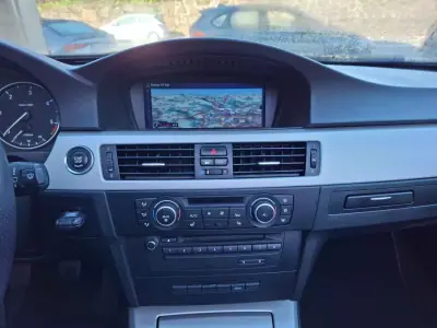 BMW 320 2010 - 15900 EUR, 220000 km - AUTO.MOTO.pt - 220000km - foto 27 de 42