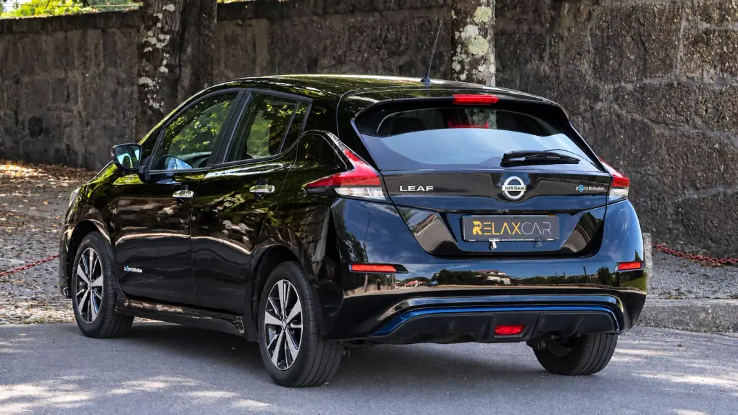 Nissan Leaf 2019 - 8990 EUR, 188000 km - 188000km - foto 2 de 20