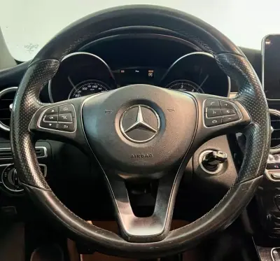 Mercedes-Benz C 220 2015 - 16500 EUR, 266000 km - AUTO.MOTO.pt - 266000km - foto 9 de 29