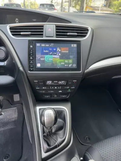 Honda Civic Tourer 2015 - 13500 EUR, 175148 km - 175148km - foto 6 de 10
