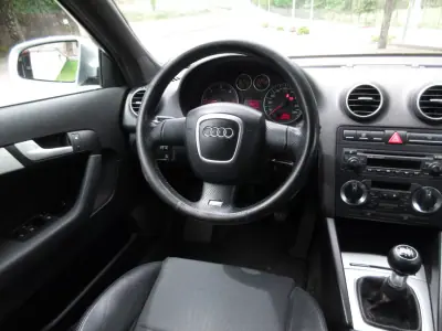 Audi A3 Sportback 2005 - 6990 EUR, 330000 km - AUTO.MOTO.pt - 330000km - foto 28 de 31