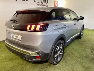Peugeot 3008 2019 - 14950 EUR, 99000 km - 99000km - foto 9 de 34