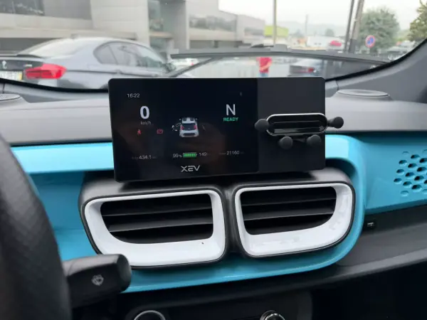 XEV Yoyo 2023 - 11900 EUR, 21000 km - AUTO.MOTO.pt - 21000km - foto 10 de 10