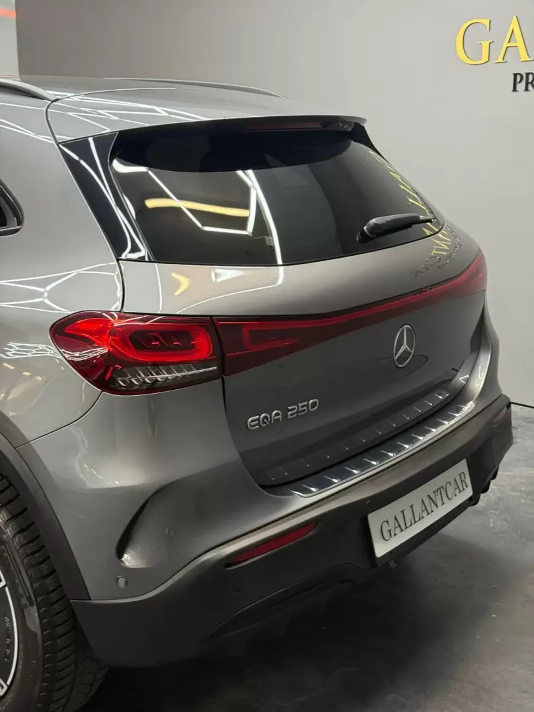 Mercedes-Benz EQA 2021 - 33250 EUR, 59700 km - AUTO.MOTO.pt - 59700km - foto 16 de 18