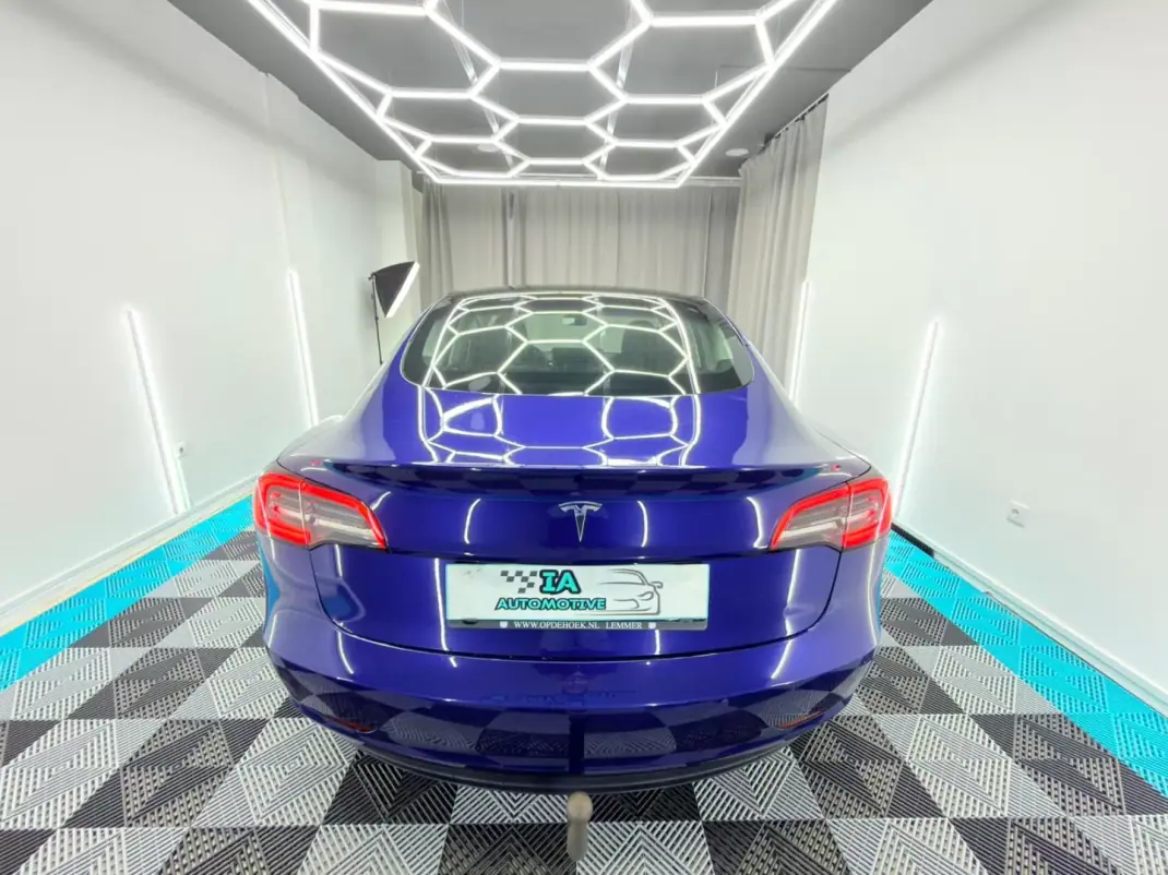 Tesla Model 3 2019 - 17000 EUR, 233000 km - AUTO.MOTO.pt - 233000km - foto 6 de 20