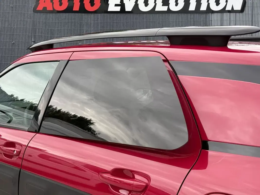 Citroën C4 Cactus 2016 - 11750 EUR, 90000 km - AUTO.MOTO.pt - 90000km - foto 19 de 24
