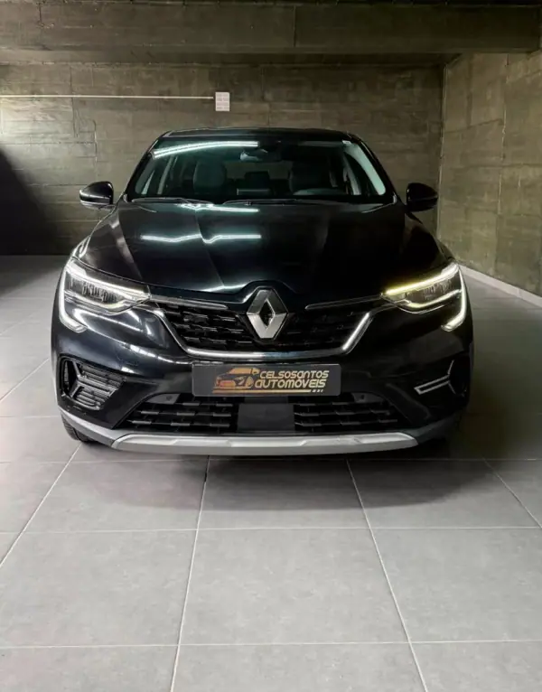 Renault Arkana 2023 - 20500 EUR, 65700 km - AUTO.MOTO.pt - 65700km - foto 2 de 15