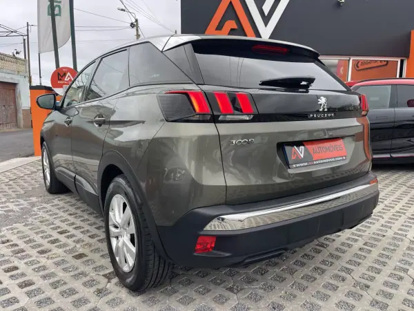 Peugeot 3008 2020 - 17950 EUR, 93626 km - AUTO.MOTO.pt - 93626km - foto 6 de 12