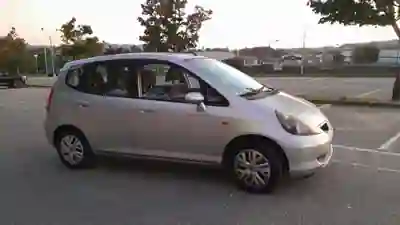 Honda Jazz 2002 - 2900 EUR, 350000 km - foto 2 de 6