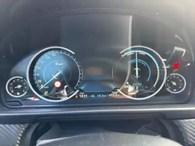 BMW M550d 2013 - 27500 EUR, 272000 km - AUTO.MOTO.pt - 272000km - foto 16 de 21