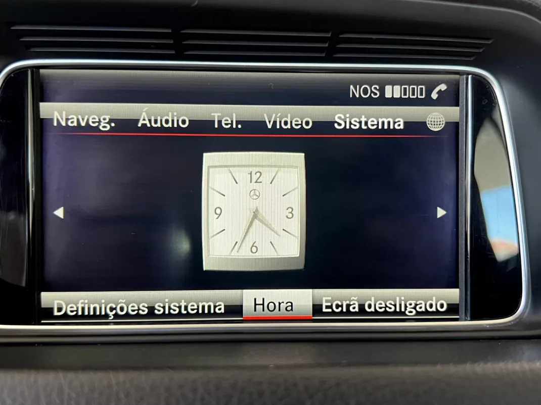 Mercedes-Benz E 220 2015 - 24999 EUR, 161900 km - AUTO.MOTO.pt - 161900km - foto 104 de 135