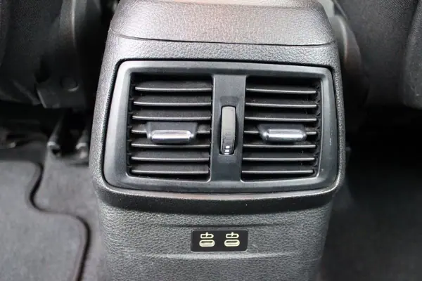 BMW 225xe Active Tourer 2020 - 19400 EUR, 126300 km - AUTO.MOTO.pt - 126300km - foto 19 de 19