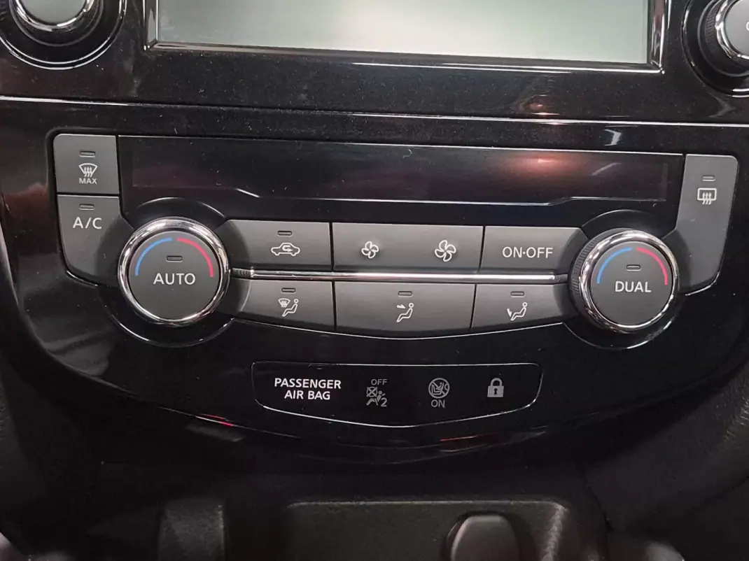 Nissan Qashqai 2020 - 17970 EUR, 92233 km - AUTO.MOTO.pt - 92233km - foto 29 de 30