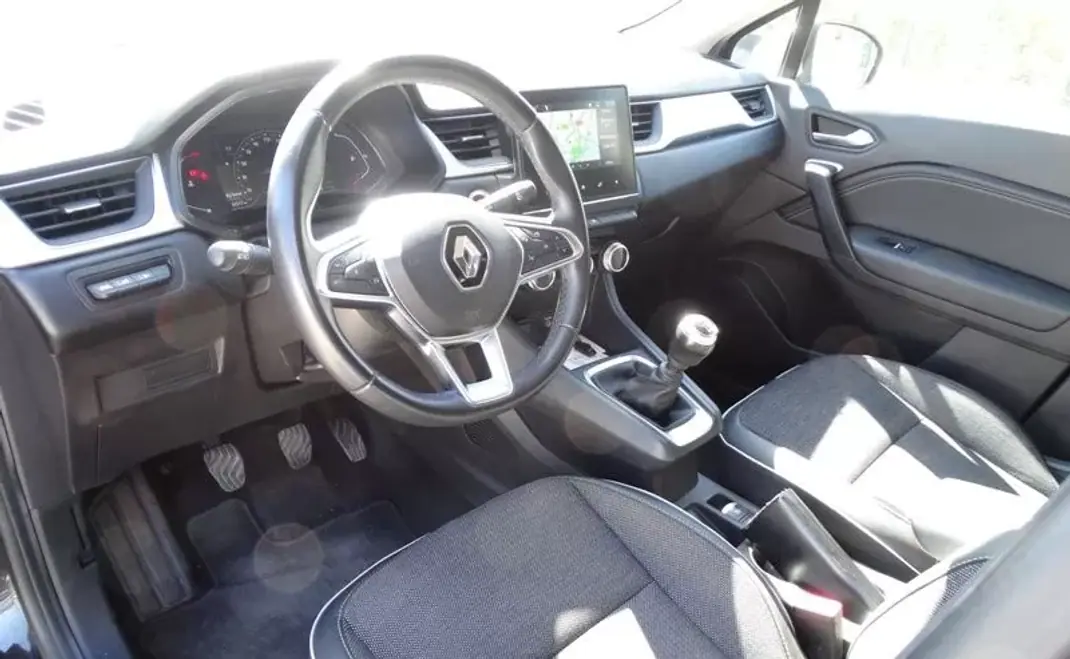 Renault Captur 2023 - 16690 EUR, 61326 km - 61326km - foto 10 de 12