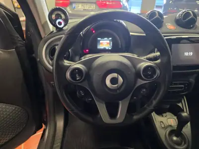 Smart ForTwo Coupé 2018 - 11280 EUR, 51580 km - 51580km - foto 14 de 29