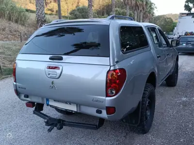 Mitsubishi L200 2009 - 15200 EUR, 434100 km - AUTO.MOTO.pt - 434100km - foto 4 de 9
