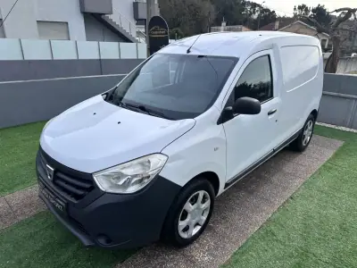 Dacia Dokker 2015 - 7000 EUR, 287197 km - AUTO.MOTO.pt - 287197km - foto 6 de 35