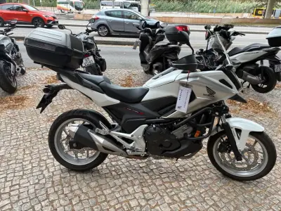 Honda NC750X 2018 - 5750 EUR, 17602 km - foto 1 de 13