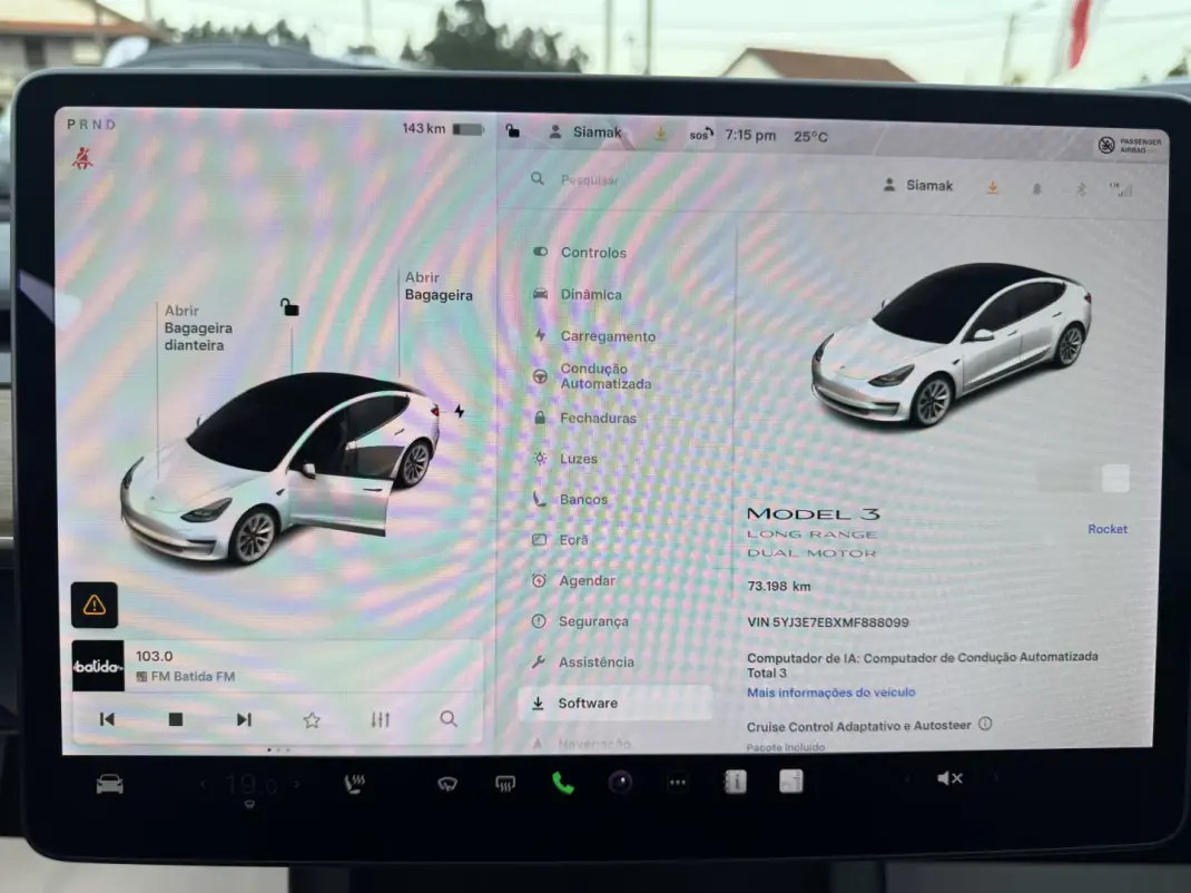 Tesla Model 3 2021 - 28900 EUR, 73000 km - AUTO.MOTO.pt - 73000km - foto 10 de 32