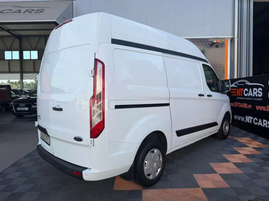 Ford 2020 - 14900 EUR, 224390 km - AUTO.MOTO.pt - 224390km - foto 2 de 14