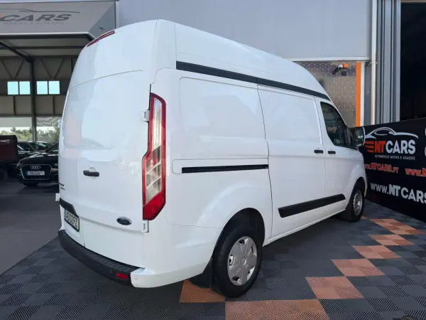 Ford 2020 - 14900 EUR, 224390 km - AUTO.MOTO.pt - 224390km - foto 2 de 14