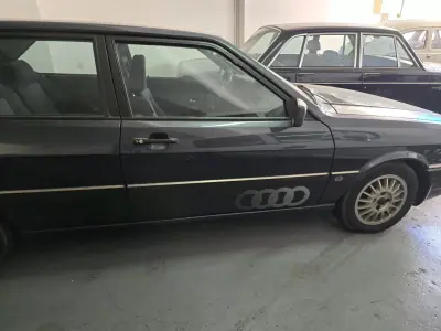 Audi R8 Coupé 1994 - 10000 EUR, 200000 km - AUTO.MOTO.pt - 200000km - foto 5 de 9