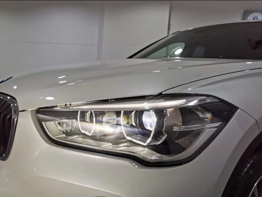 BMW X1 2016 - 18500 EUR, 160000 km - AUTO.MOTO.pt - 160000km - foto 10 de 11