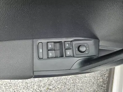 SEAT Arona 2018 - 15500 EUR, 115150 km - AUTO.MOTO.pt - 115150km - foto 18 de 51