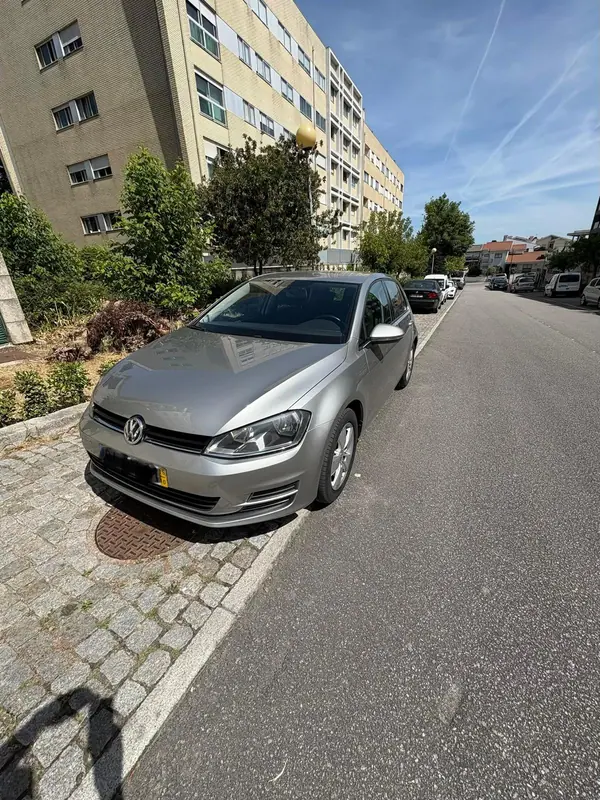 Volkswagen Golf 2015 - 12500 EUR, 177441 km - AUTO.MOTO.pt - 177441km - foto 13 de 13