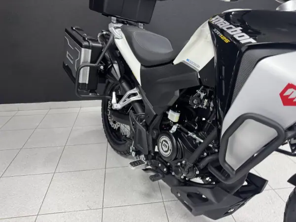 2025 - 3690 EUR, 0 km - AUTO.MOTO.pt - foto 9 de 23