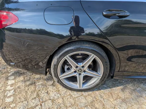 Mercedes-Benz C 200 2018 - 19900 EUR, 220000 km - AUTO.MOTO.pt - 220000km - foto 9 de 17
