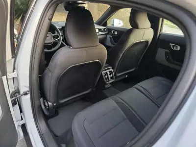Polestar 2 2022 - 28499 EUR, 87850 km - 87850km - foto 34 de 47