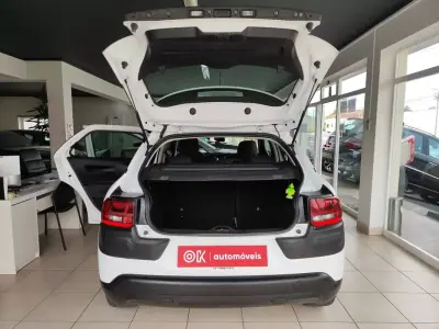 Citroën C4 Cactus 2018 - 9150 EUR, 106600 km - AUTO.MOTO.pt - 106600km - foto 15 de 37