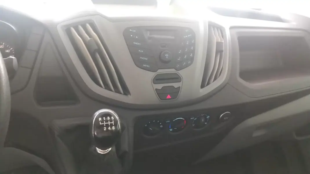 Ford Transit 2016 - 12000 EUR, 220518 km - 220518km - foto 7 de 12