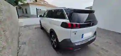 Peugeot 5008 2019 — photo 5 of 13