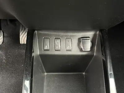 Dacia Spring 2021 - 10850 EUR, 17296 km - AUTO.MOTO.pt - 17296km - foto 24 de 32