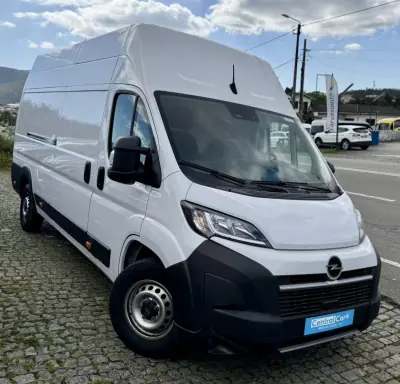 Opel  2024 - 59000km