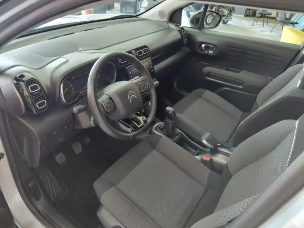 Citroën C3 Aircross 2019 - 12900 EUR, 68000 km - AUTO.MOTO.pt - 68000km - foto 9 de 21