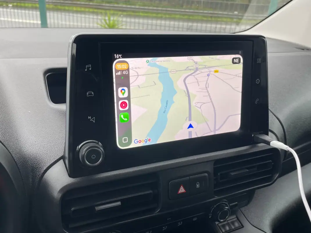 Opel Combo 2022 - 14450 EUR, 90000 km - AUTO.MOTO.pt - 90000km - foto 27 de 37