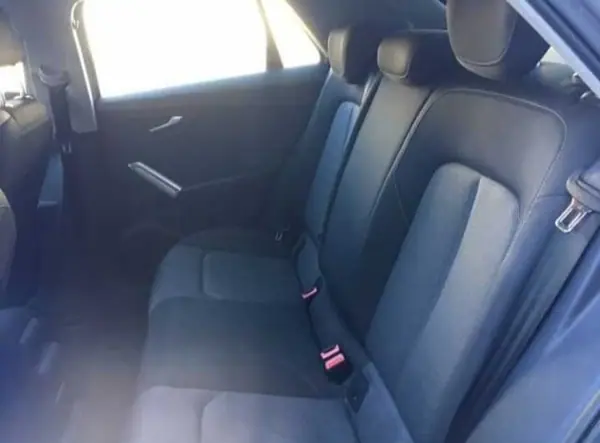 Audi Q2 2017 - 16000 EUR, 196000 km - AUTO.MOTO.pt - 196000km - foto 10 de 11