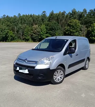 Citroën Berlingo 2011 - 7450 EUR, 172000 km - foto 1 de 6