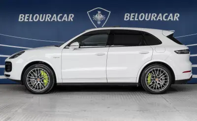 Porsche Cayenne 2020 - 115000 EUR, 74966 km - AUTO.MOTO.pt - 74966km - foto 3 de 26
