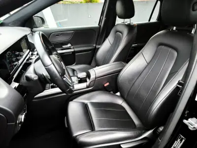 Mercedes-Benz GLA 200 2021 - 28950 EUR, 169900 km - AUTO.MOTO.pt - 169900km - foto 5 de 8