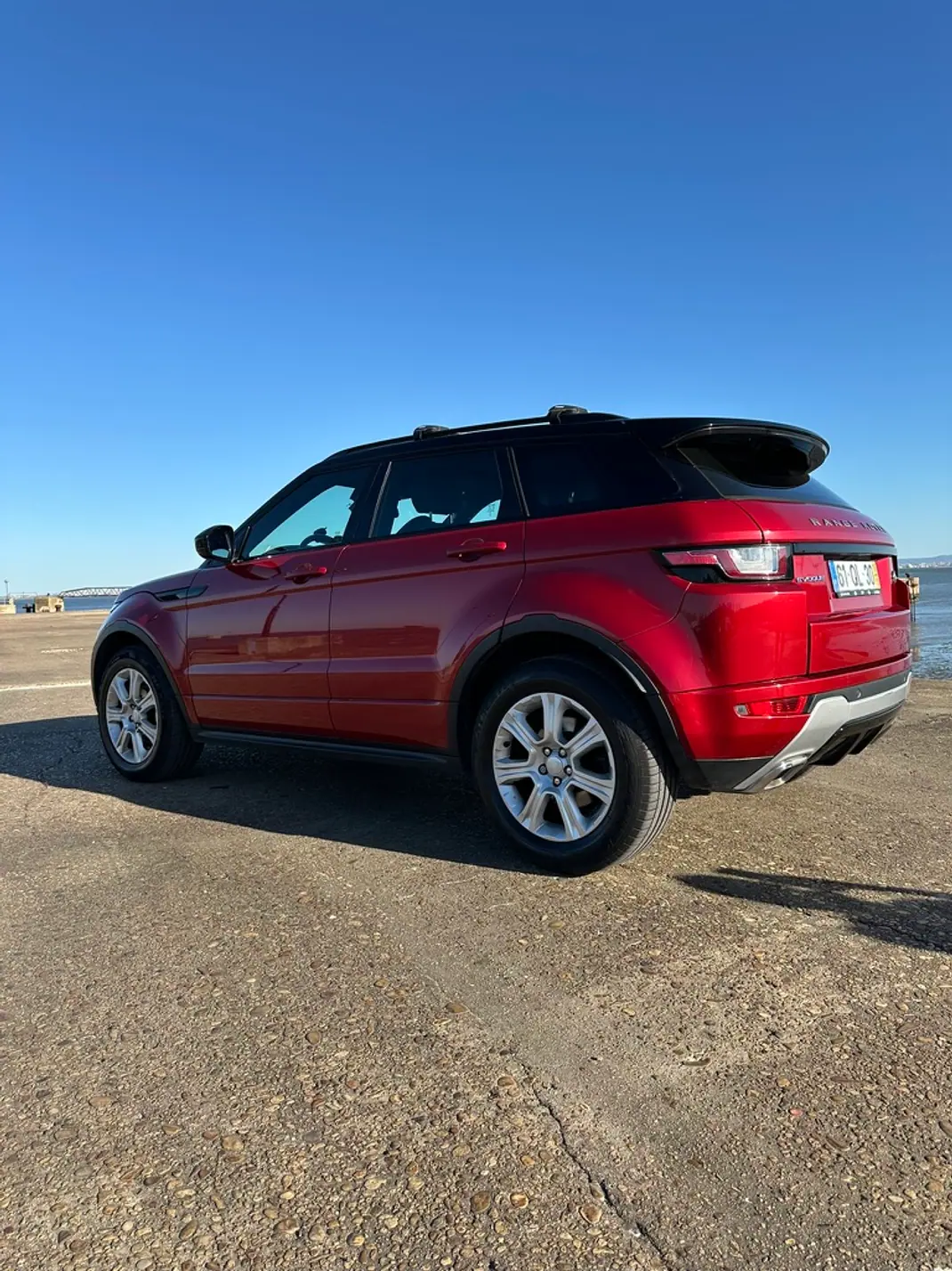 Land Rover Range Rover Evoque 2015 - 14900 EUR, 189520 km - AUTO.MOTO.pt - 189520km - foto 8 de 26
