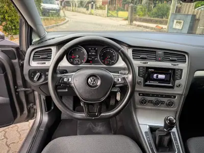 Volkswagen Golf Variant 2014 - 10800 EUR, 196000 km - AUTO.MOTO.pt - 196000km - foto 5 de 10
