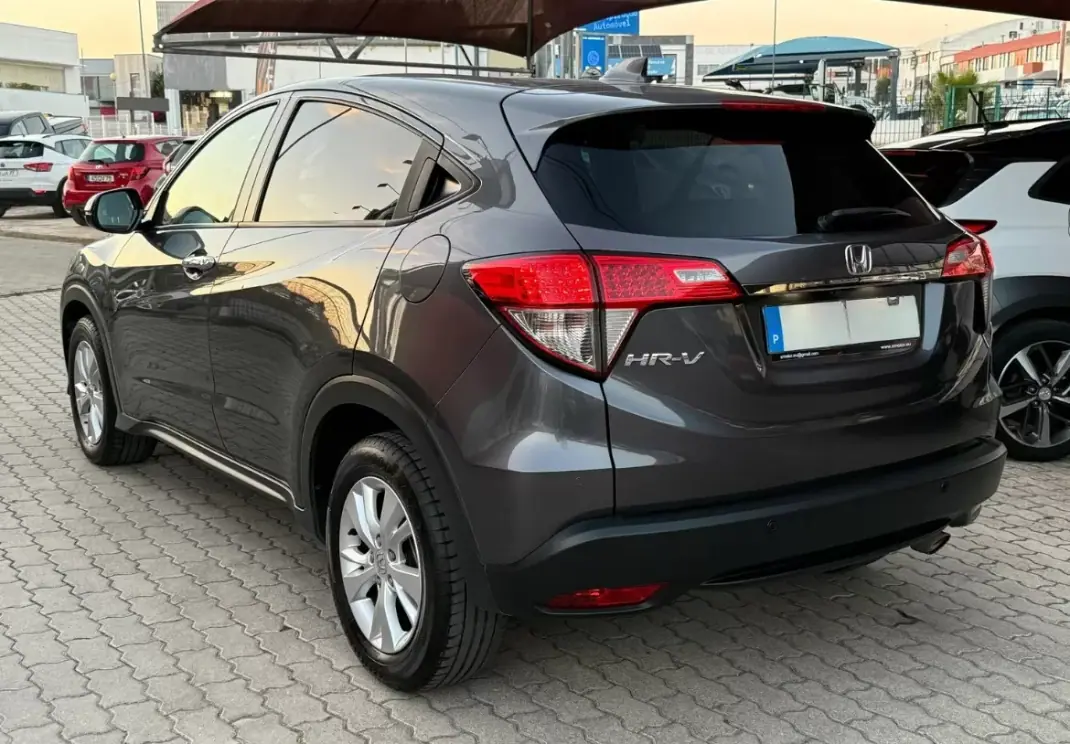 Honda HR-V 2020 - 21950 EUR, 101000 km - AUTO.MOTO.pt - 101000km - foto 3 de 22