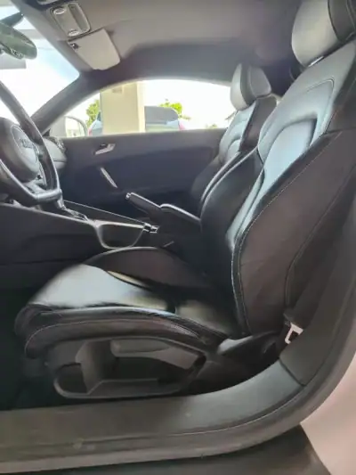 Audi TT Coupé 2009 - 21150 EUR, 115300 km - AUTO.MOTO.pt - 115300km - foto 25 de 35