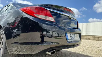 Opel Insignia 2009 - 9600 EUR, 200000 km - AUTO.MOTO.pt - 200000km - foto 10 de 12