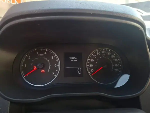 Dacia Duster 2023 — photo 3 of 11