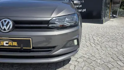 Volkswagen Polo 2018 - 11890 EUR, 88000 km - AUTO.MOTO.pt - 88000km - foto 12 de 31